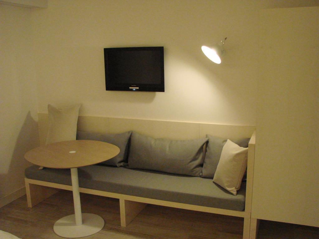 Hotel Restaurant Flaschen Albinen 部屋 写真