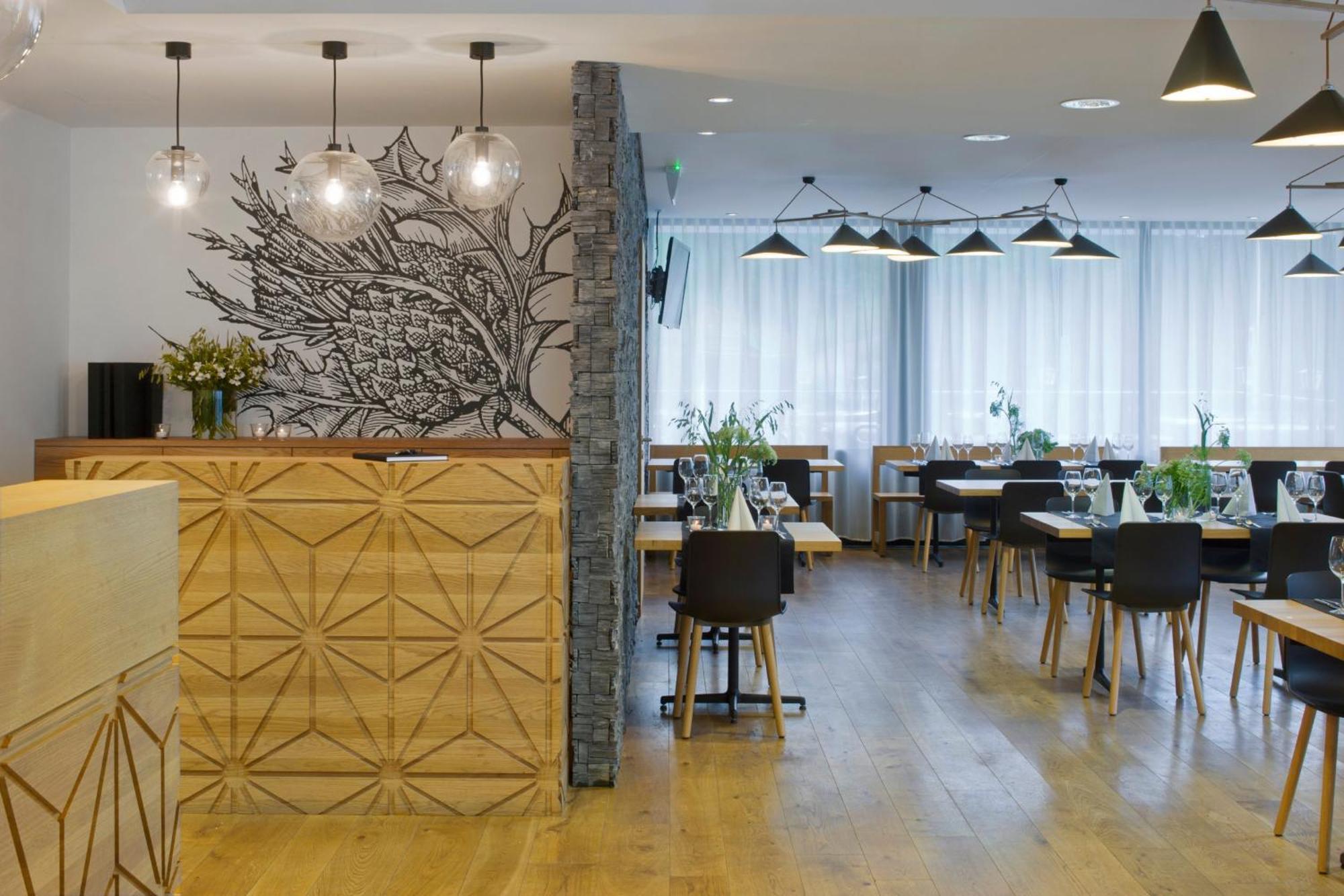 Hotel Restaurant Flaschen Albinen エクステリア 写真